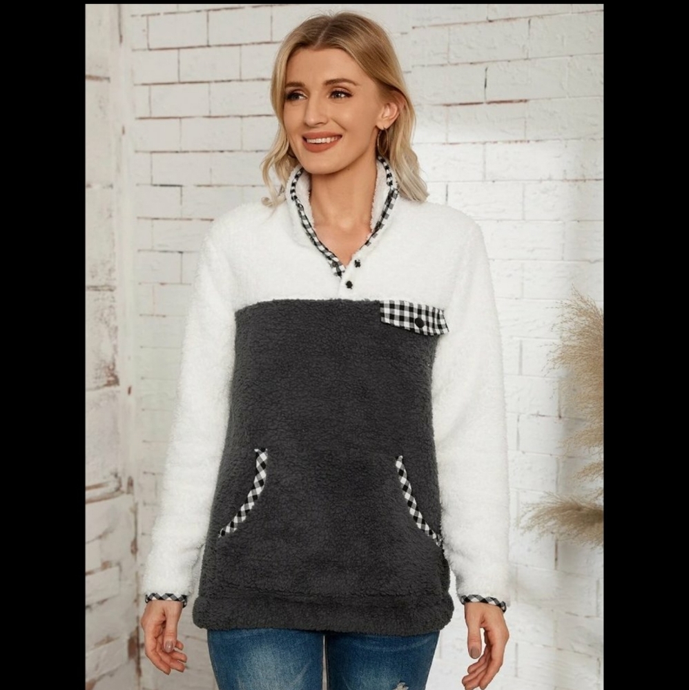 Fleece Button Up Pullover - Picture 4 of 5